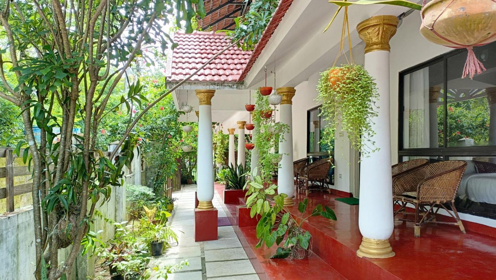 Marari Beach Cleetus Homestay Mararikulam Buitenkant foto
